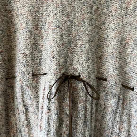 ARCHITECT BLUE WOMEN'S LONG SLEEVE SWEATER SIZE LARGE - Picture 2 of 6